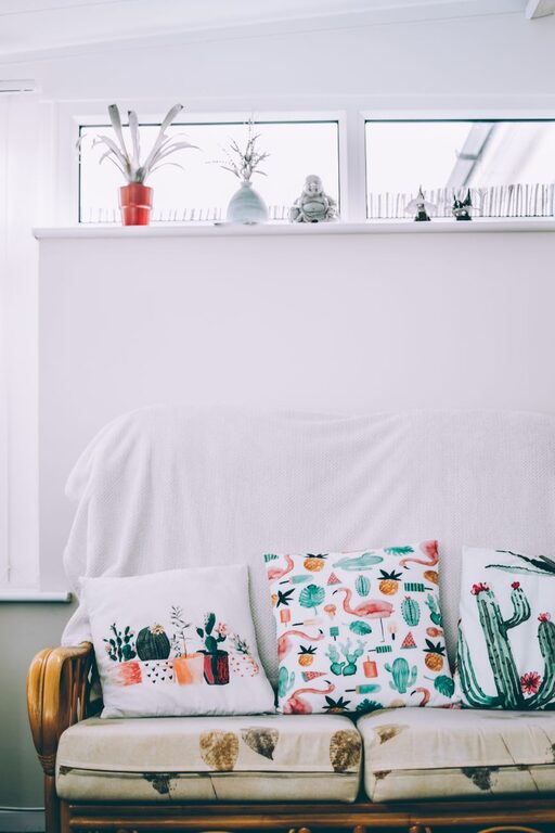 Creative Ideas for Refreshing Your Living Room on a Budget